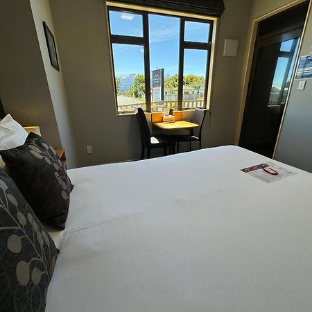 สโนว์เฮเวน ทาวน์เฮาส์ Motel โอฮาคูเน ภายนอก รูปภาพ