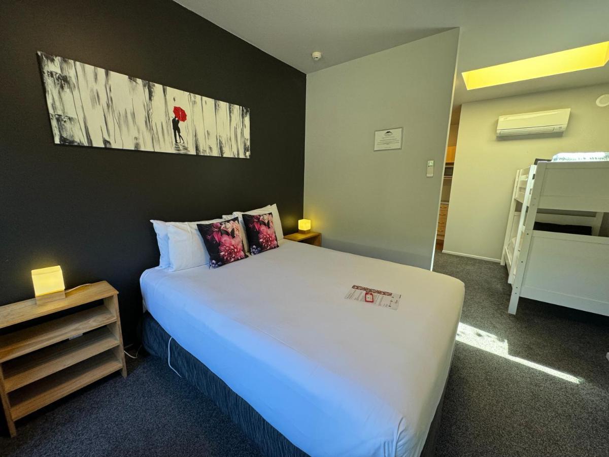 สโนว์เฮเวน ทาวน์เฮาส์ Motel โอฮาคูเน ภายนอก รูปภาพ