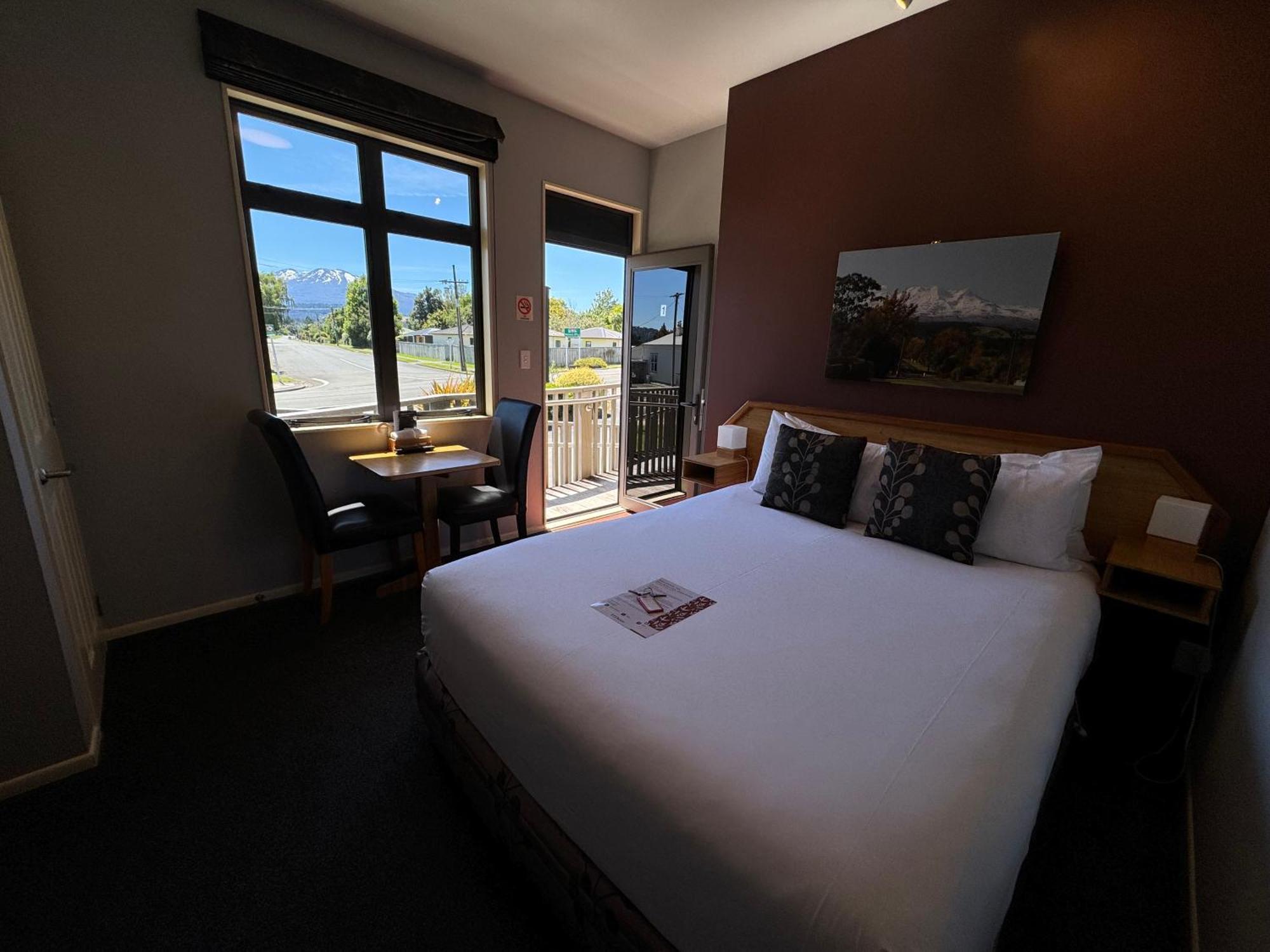 สโนว์เฮเวน ทาวน์เฮาส์ Motel โอฮาคูเน ภายนอก รูปภาพ