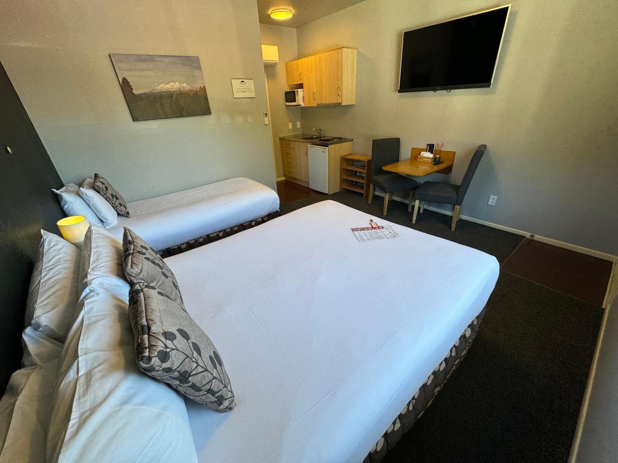 สโนว์เฮเวน ทาวน์เฮาส์ Motel โอฮาคูเน ภายนอก รูปภาพ