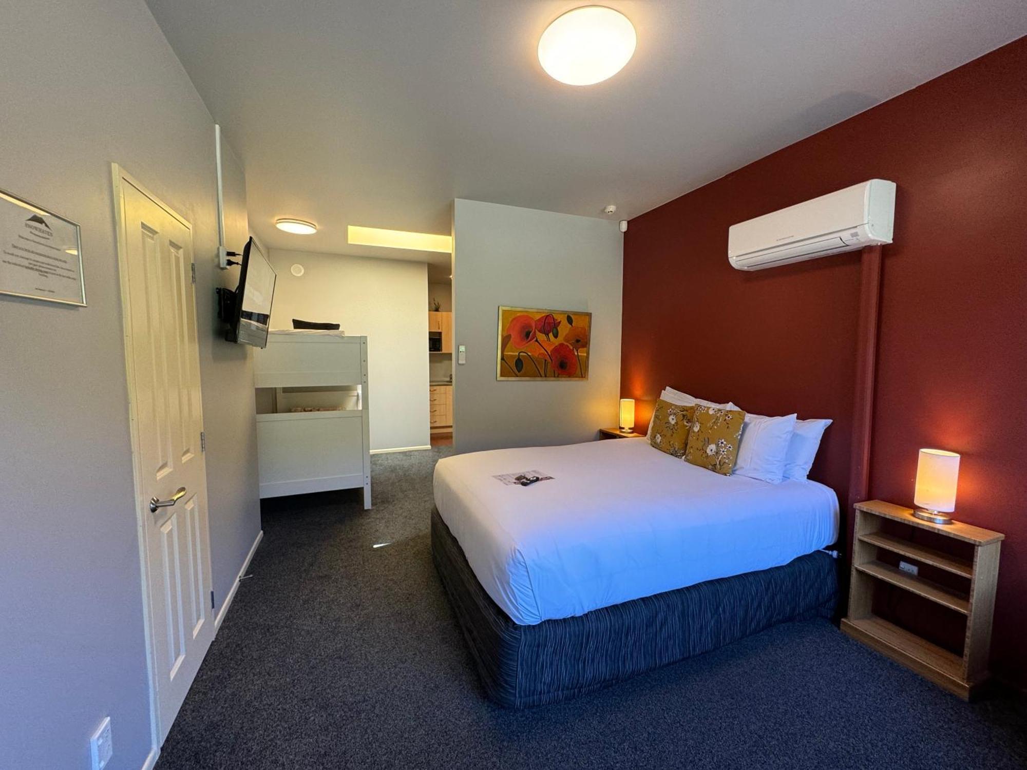 สโนว์เฮเวน ทาวน์เฮาส์ Motel โอฮาคูเน ภายนอก รูปภาพ