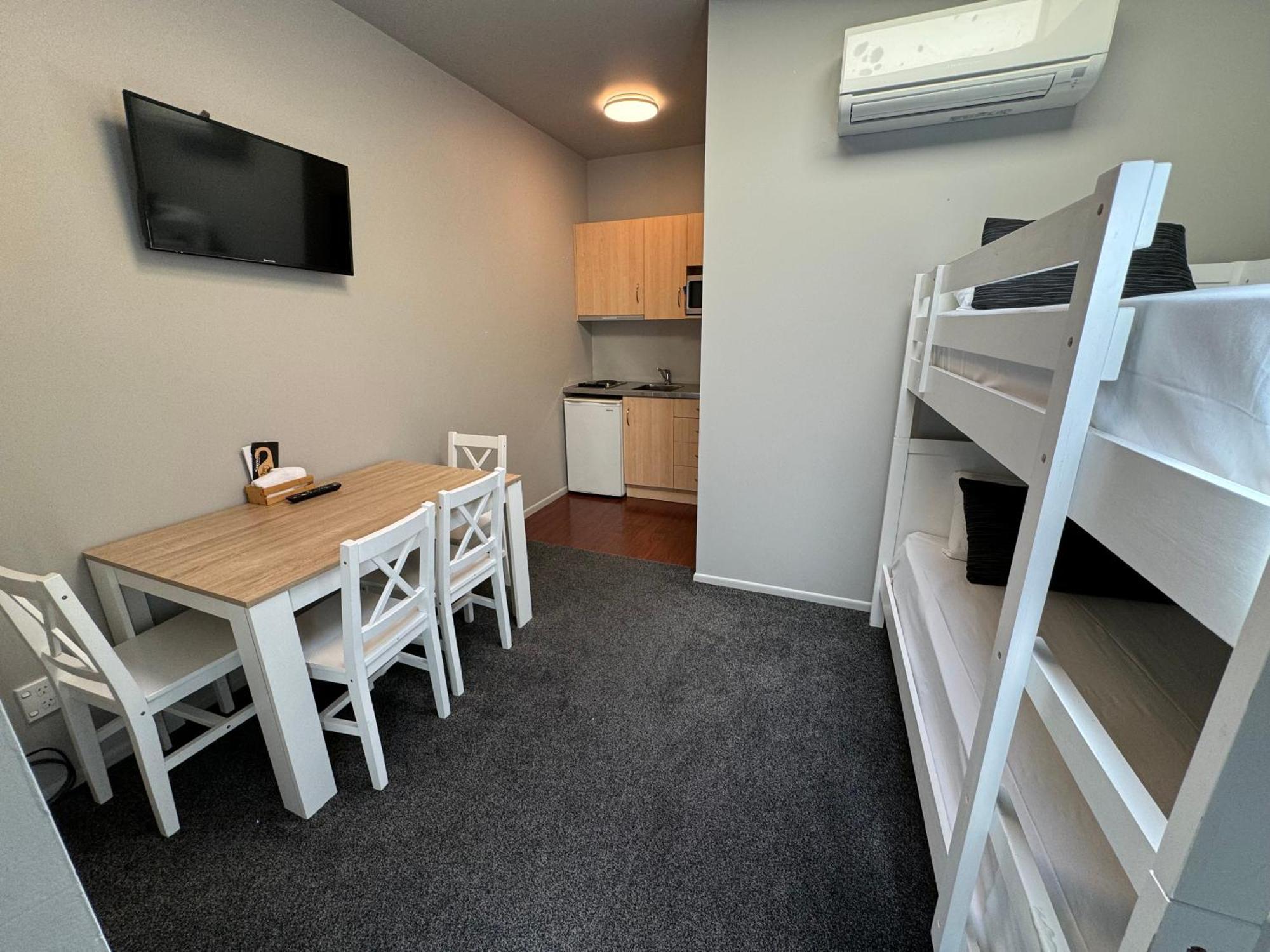 สโนว์เฮเวน ทาวน์เฮาส์ Motel โอฮาคูเน ภายนอก รูปภาพ
