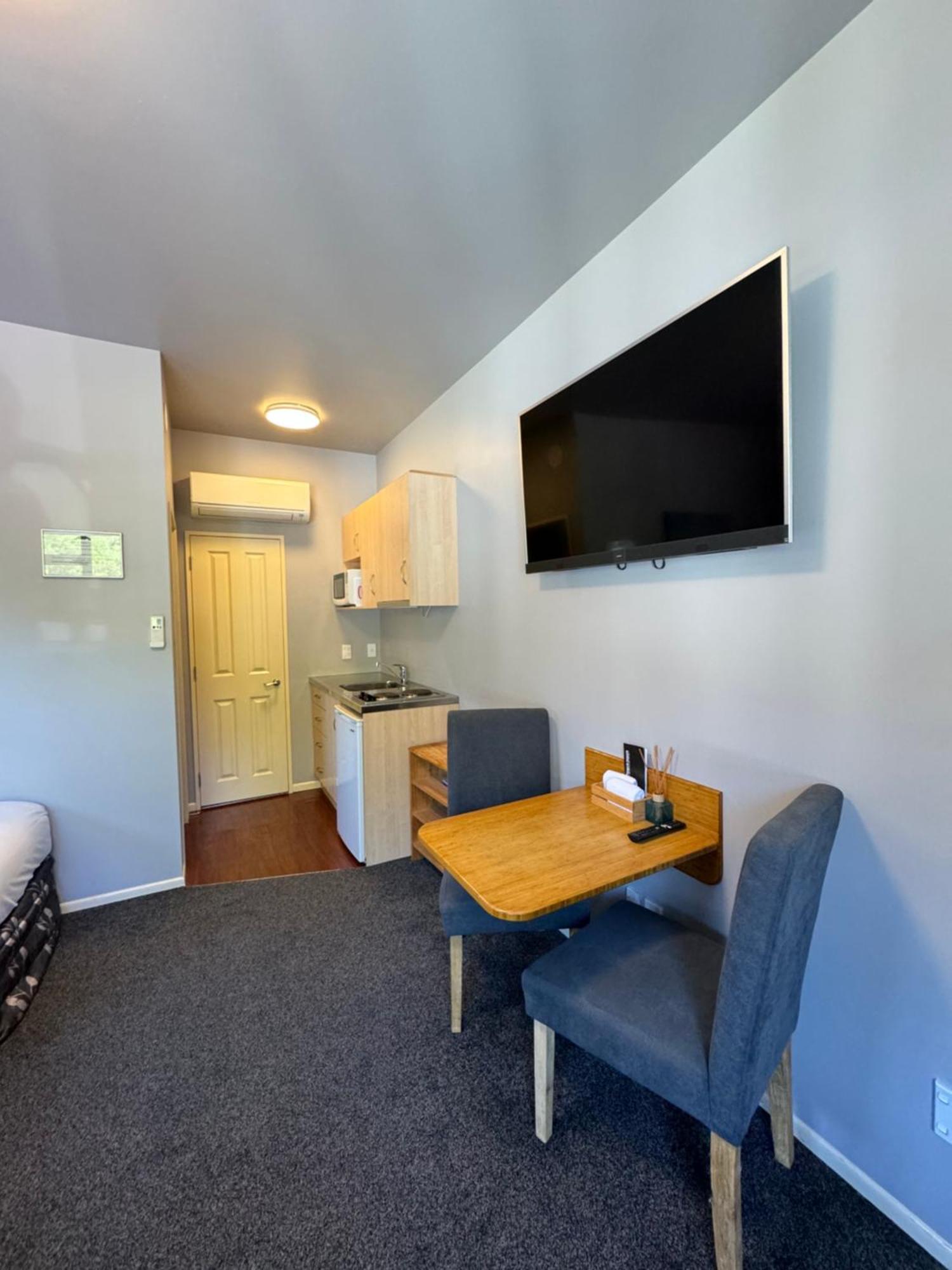 สโนว์เฮเวน ทาวน์เฮาส์ Motel โอฮาคูเน ภายนอก รูปภาพ