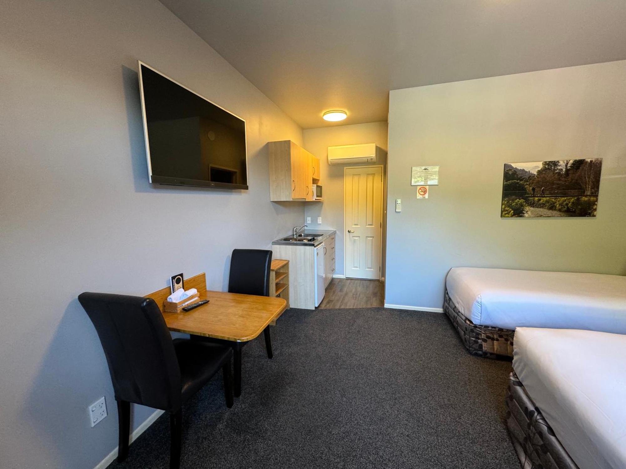 สโนว์เฮเวน ทาวน์เฮาส์ Motel โอฮาคูเน ภายนอก รูปภาพ